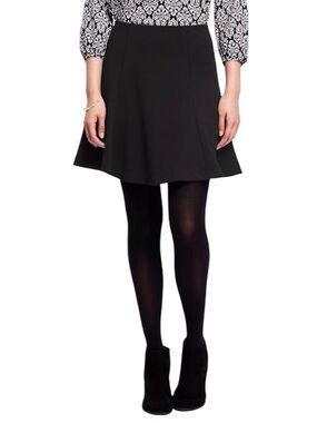 Old Navy ponte-knit skater skirt - large